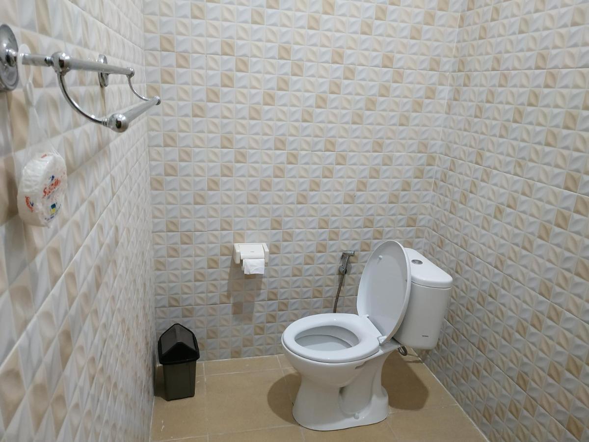 Double'D Hostel Batununggul Zewnętrze zdjęcie